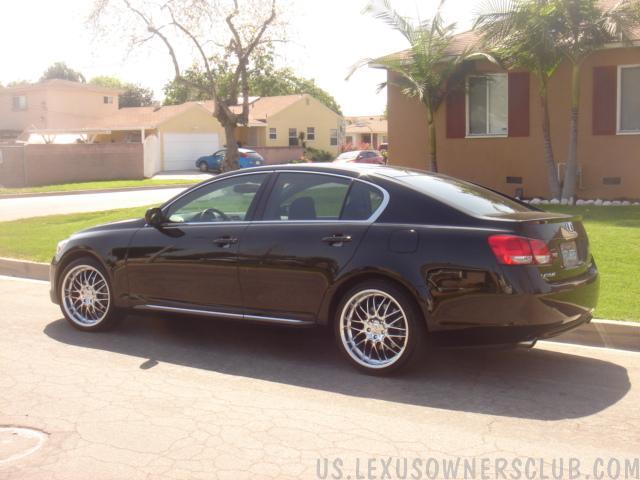 3rd Generation Lexus w/ 19