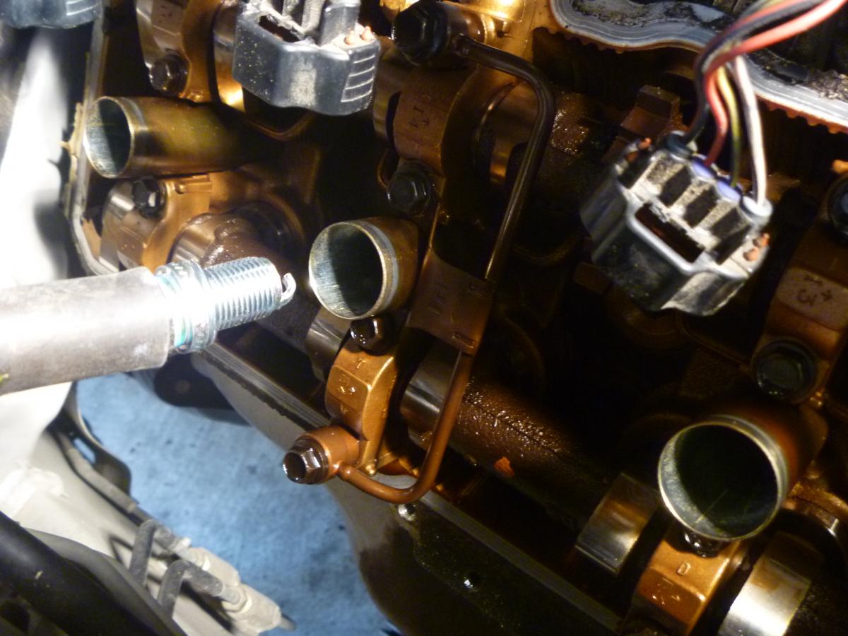 1998-2000 Valve Cover Gasket Replacement - 90 - 00 Lexus LS400 - Lexus